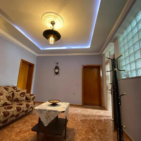 بيت للعطل Cheerful Residential With Free Parking & Wifi شكودر